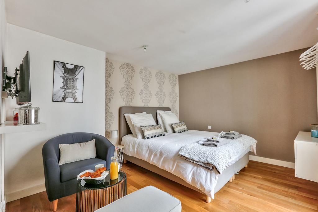 Love Nest In Saint Germain Paris Bagian luar foto